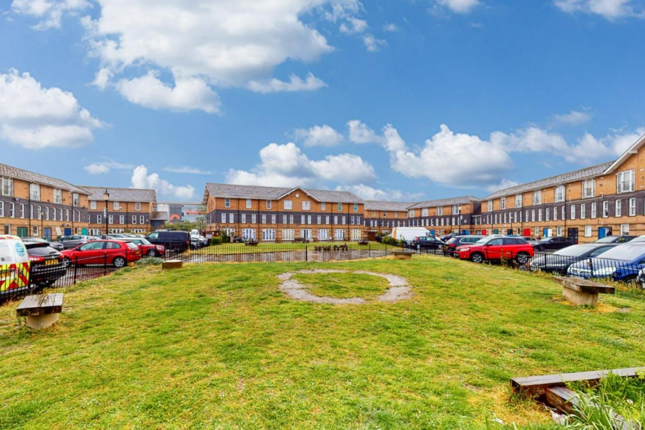 Elegant 1Bed Flat With Parking 5 Min To Hackney Wick Apartment Londra Exterior foto